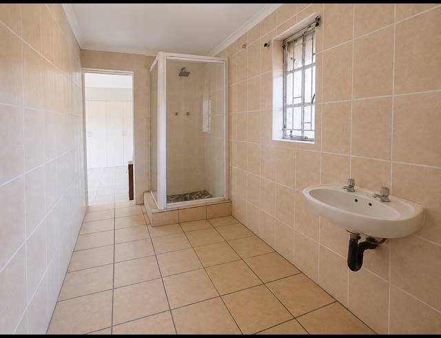 4 BEDROOM HOUSE FOR SALE IN WALDRIFT